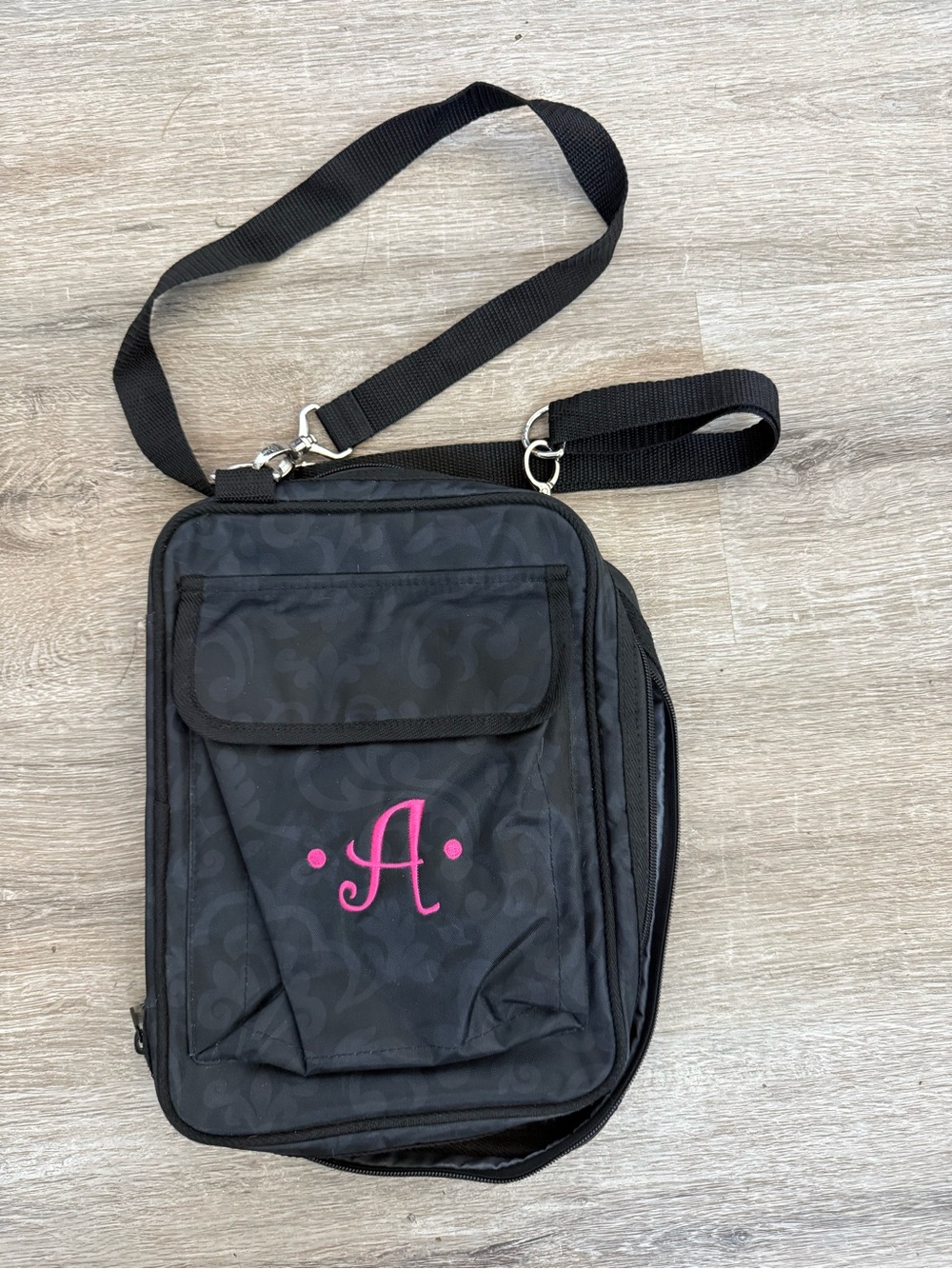 thirty-one Black Bible Bag with Pink “A”